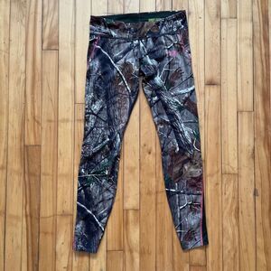Under Armour ColdGear Realtree AP Camo Leggings Scent Control Pink Small Womens